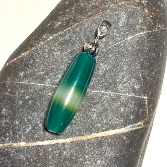 2/$20, Green Dyed Agate Pendant, Large Genuine Gemstone Pendant - Picture 5 of 11